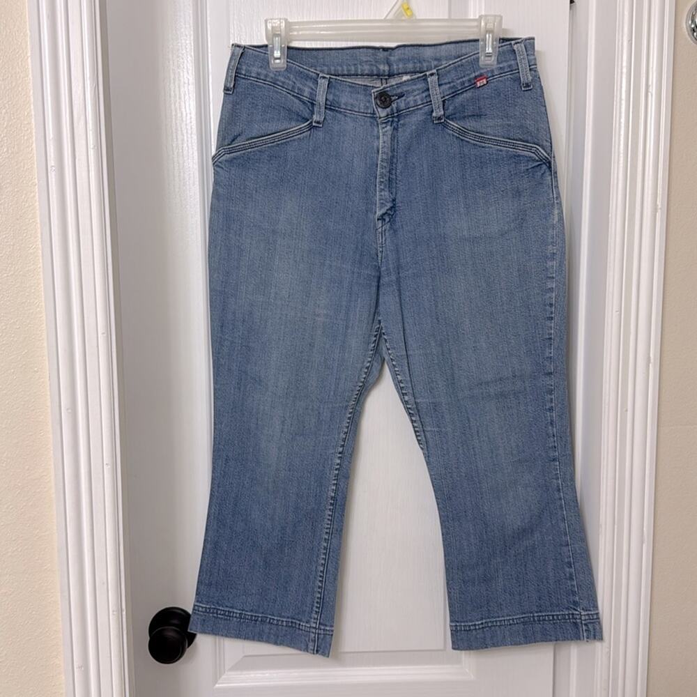 Levis blue jean denium capri pants vintage y2k size 16 1/2 plus
